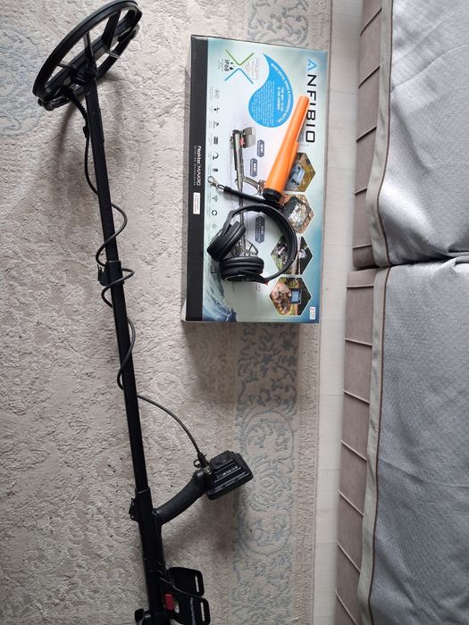 Продам металлоискатель Nokta Anfibio Multi