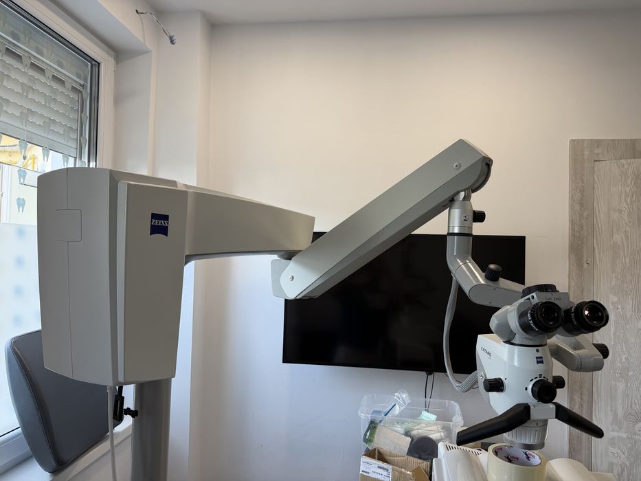 microscop stomatologic zeiss extaro 300