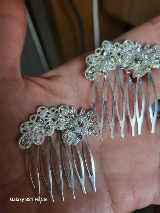 Дамско бижу за коса