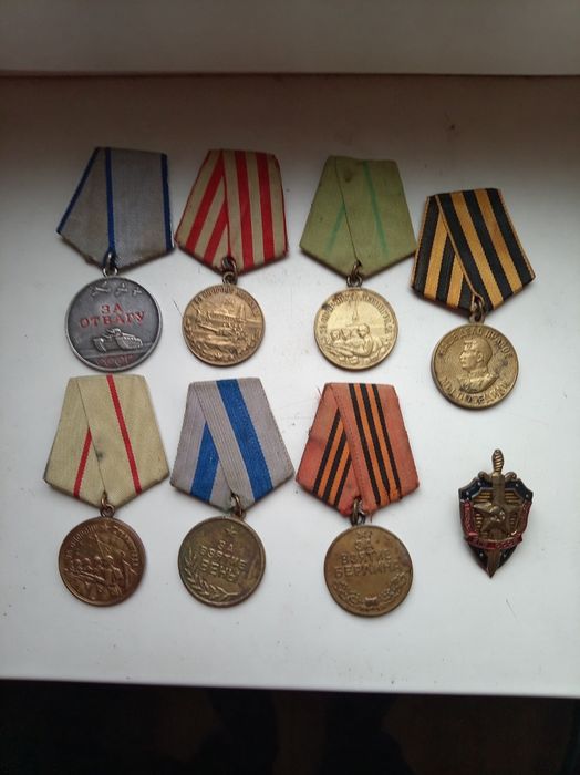 Советского периода знаки