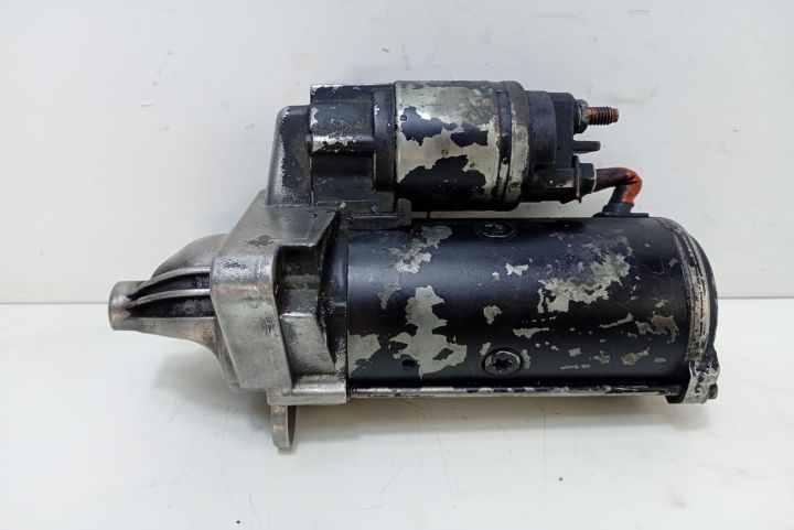 Electromotor  233002654R Renault Megane a 3-a generatie seria