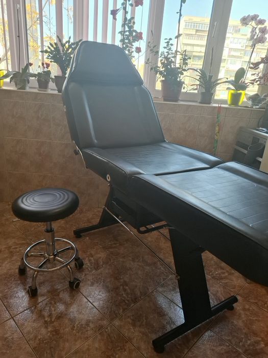 Черна кушетка + стол