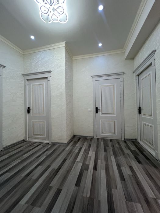 Андижонда янги бозор якинида 3 хонали новостройка