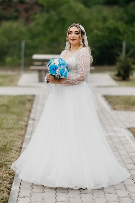 Vand rochie de mireasa