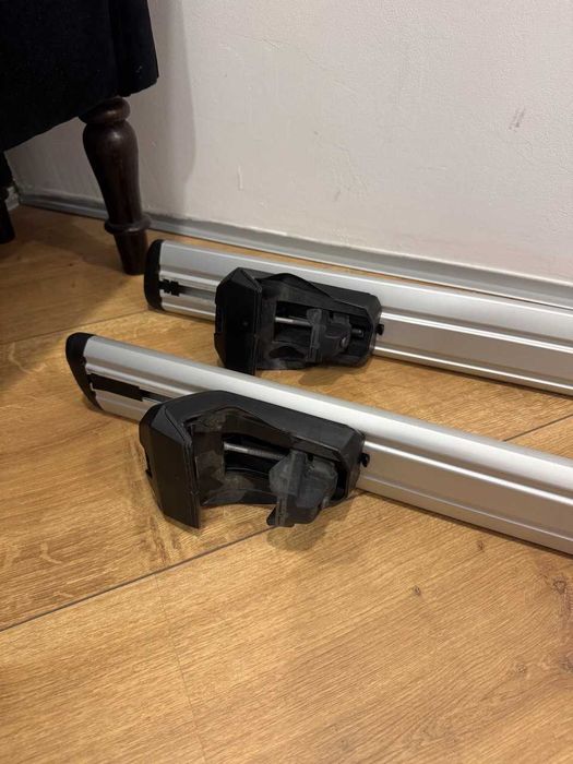 Thule Evo Raised Rail 710410 + cheie + documente – stare excelentă