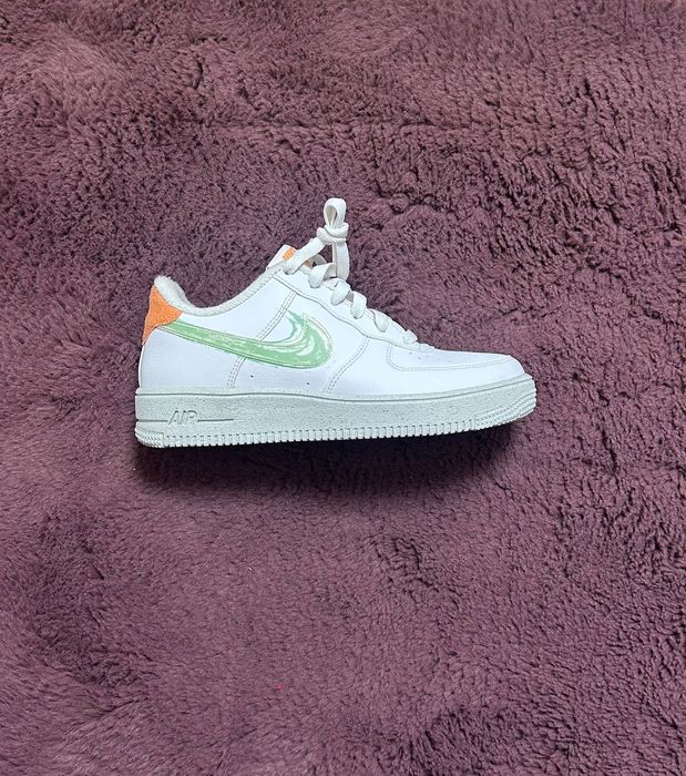 Nike Air Force W