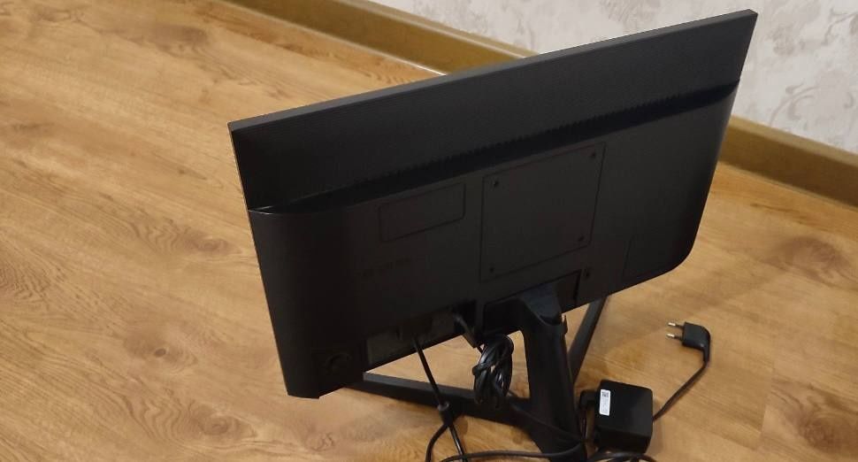 Продается монитор