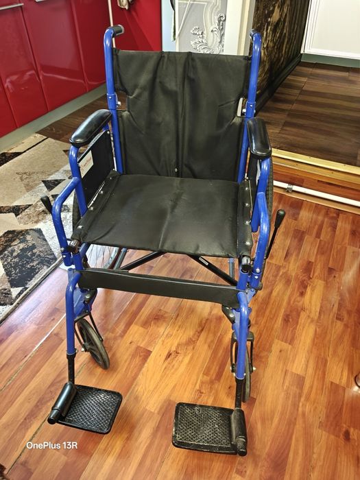 Инвалидная коляска