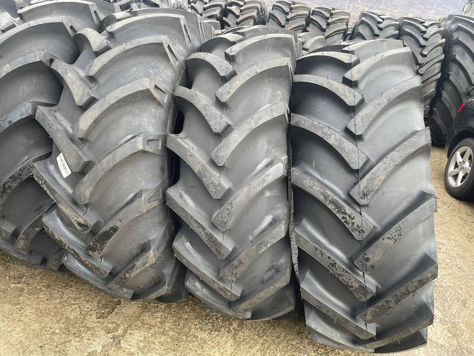 184-26 Peltas Cauciucuri noi de tractor Taff ori Combina