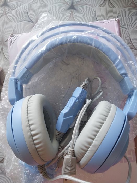 Наушники проводные.