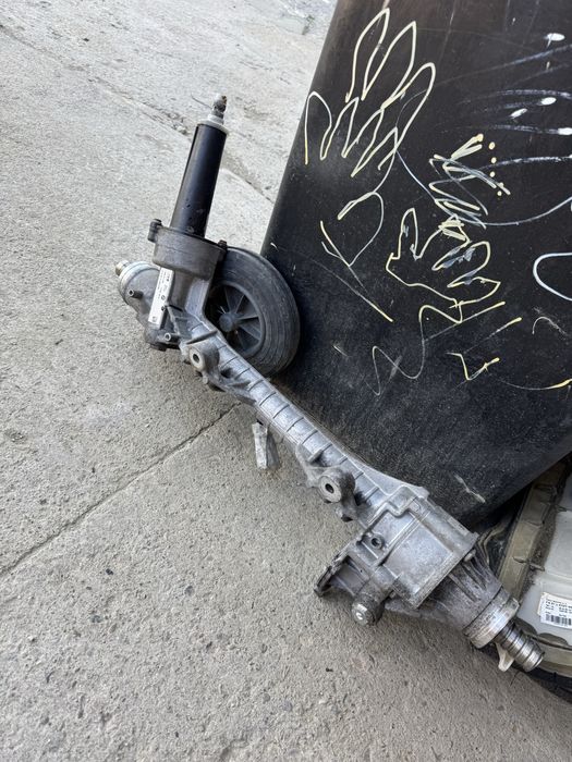 Caseta directie bmw f10 f11 impecabila