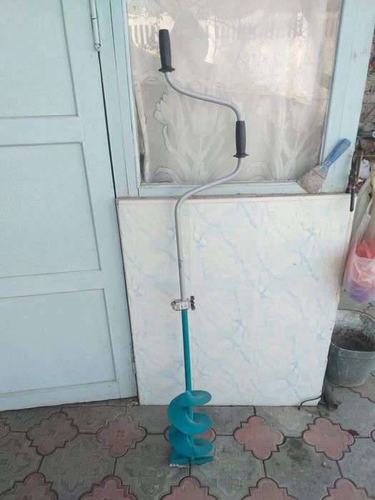 Продам     ледобур
