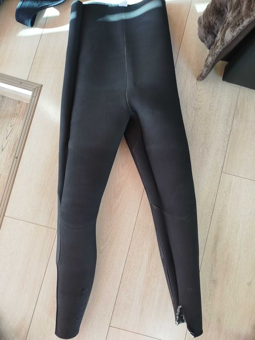 Водолазен неопрен FreeSub 5 мм – размер L (две части)