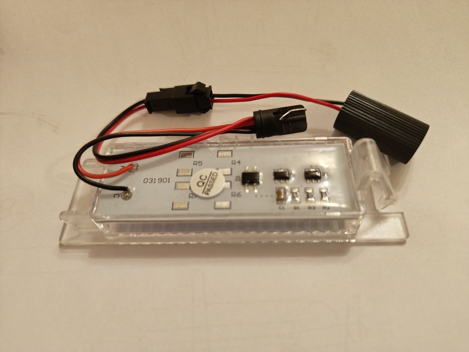 ЛЕД Плафон за Регистрационен номер Опел Инсигния, Астра, Корса и др.