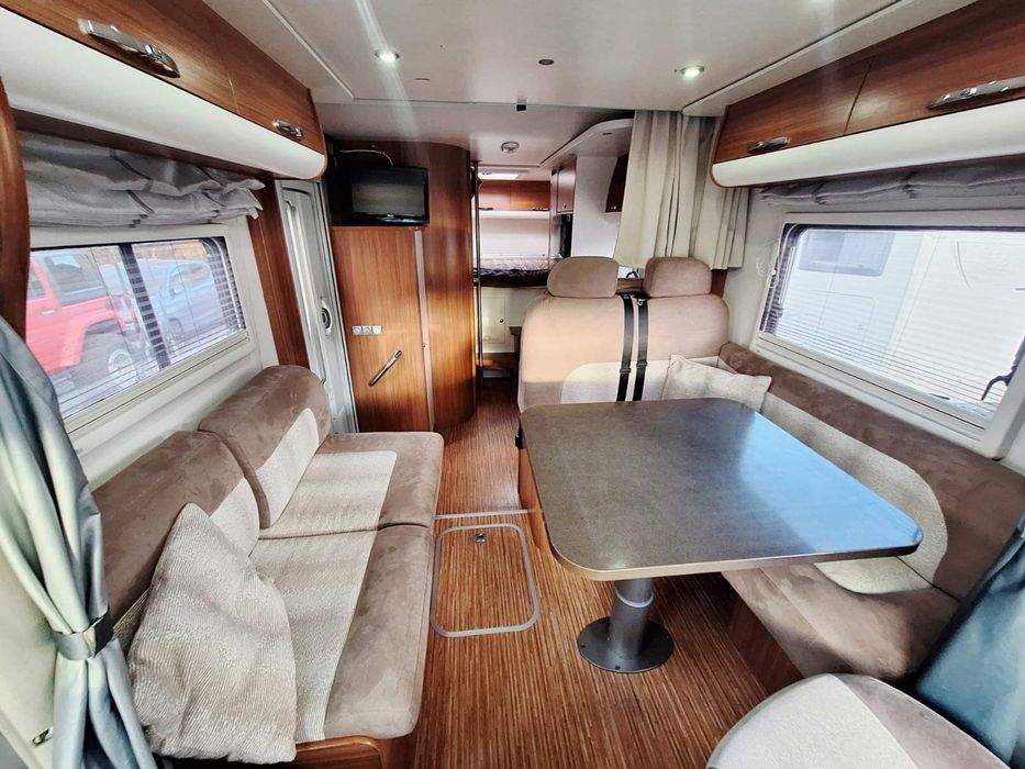 Adria Matrix M680SP