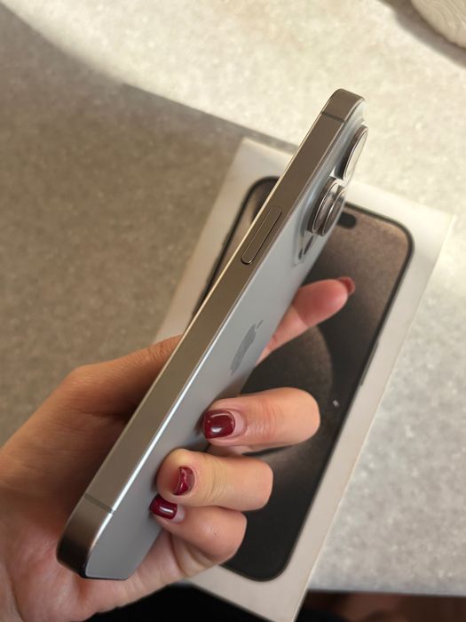 iPhone 15 pro с гарантией