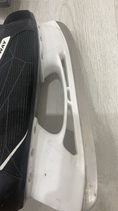 Продам коньки новый’