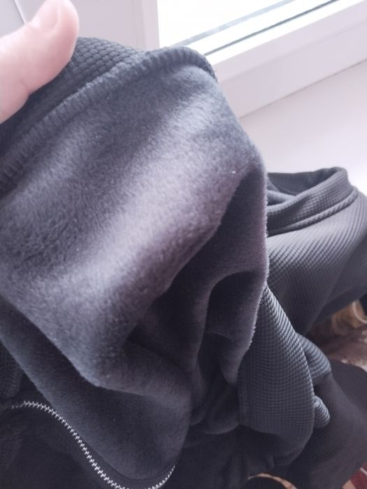 Продам спортивный костюм