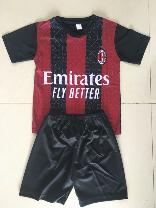 Детски къси футболни екипи 12 модела