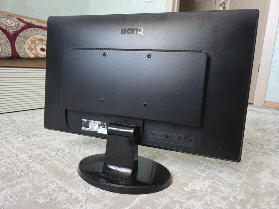 Монитор BenQ GL2055 60 герц
