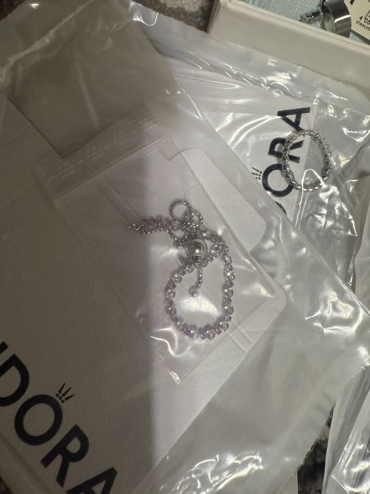 Vand bijuterii pandora si skagen