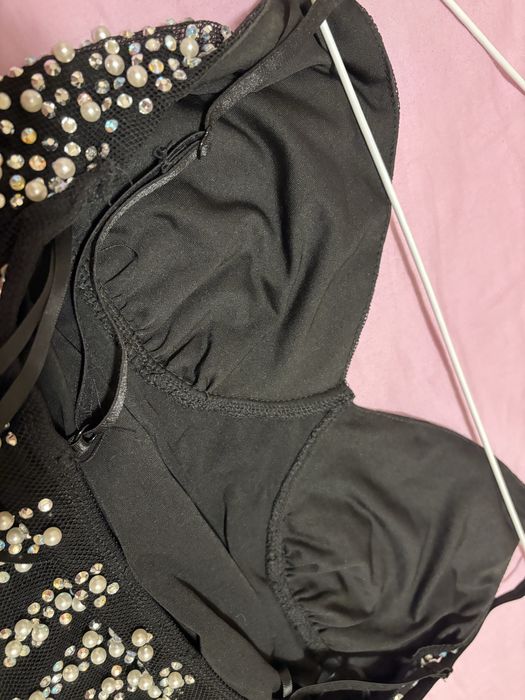 Рокля тип боди с перли и кристали