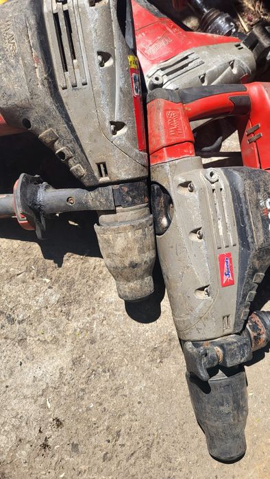 Vînd rotopercutoare Milwaukee la 110v pentru piese