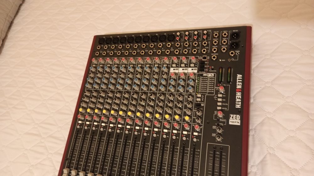 Allen&Heath Zed16Fx