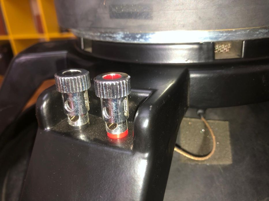 Difuri , Bași de 18/Profesionali