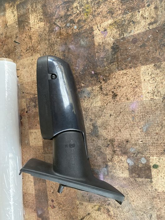 Огледало дясно за рено клио 3