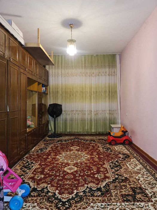 Продаю квартиру Юнусабад 15 М ТУРКИСТОН 3\4\4