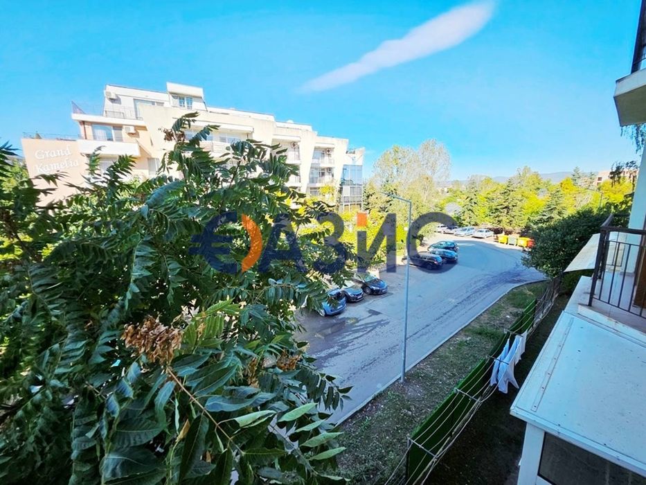 Продава се Двустаен апартамент в к.к. Слънчев бряг - 70 кв.м за 1070 €/кв.м - Снимка #10