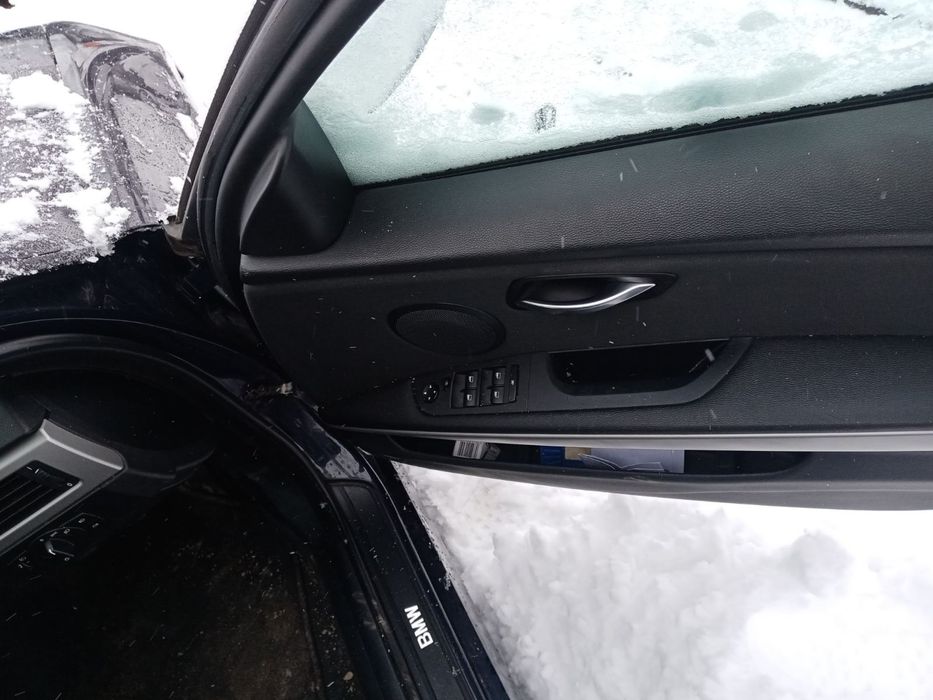 BMW E90 320 дизел 177 коня на части