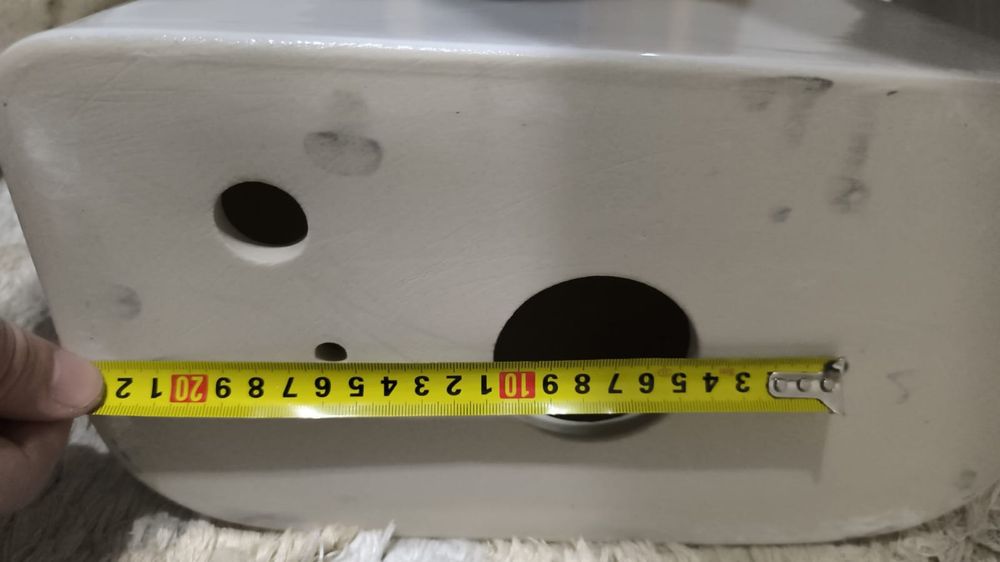 Бачок от унитаза б/у