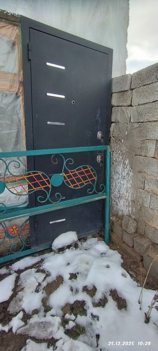 Temir eshik xolati zoʻr  puliga arziydi