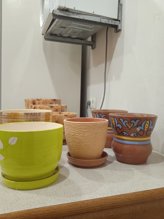 Продам цветочные горшки