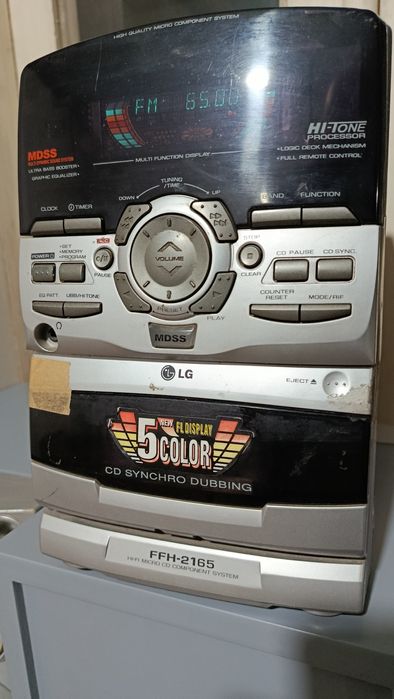 Музыкальный центр LG