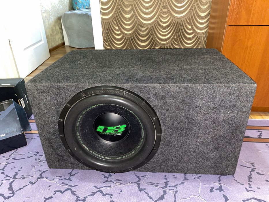 Продам сабуфер Deaf Bonse