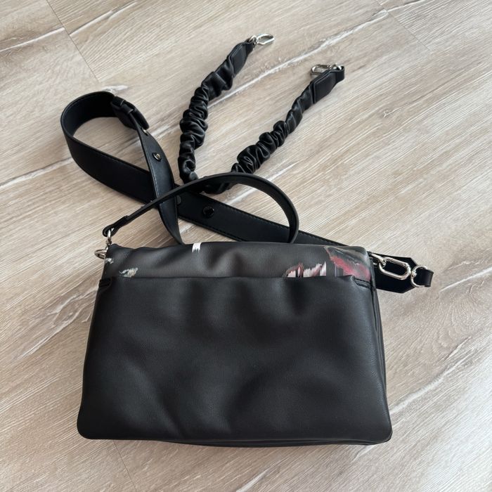 Desigual дамска чанта с две дръжки