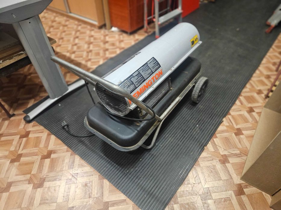 REM 22 CEL Remington tun de aer cald semiprofesional motorina 30KW