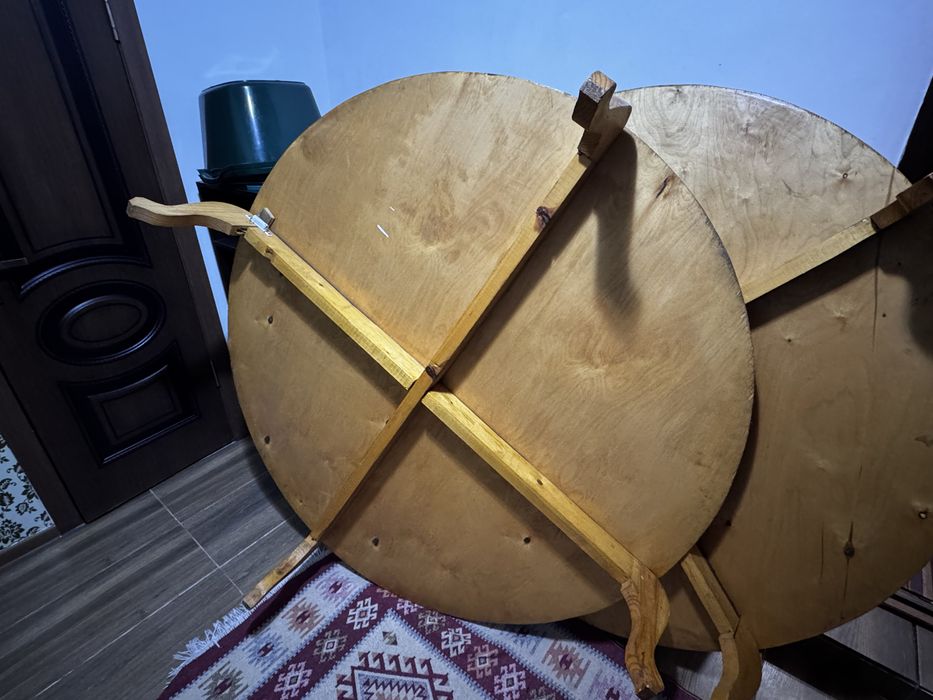 Продам круглые столы