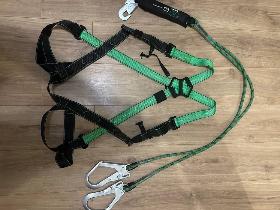 Страховачная привязь ARX