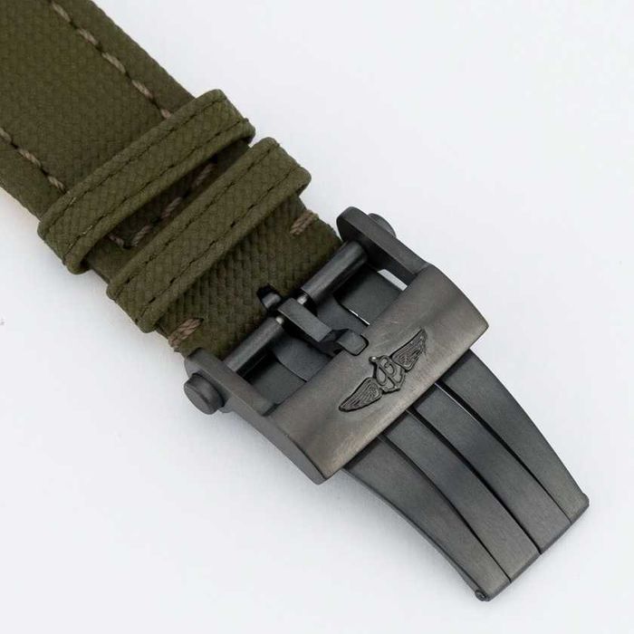 BREITLING Avenger GMT Night Mission Limited Edition- Коледна промоция!