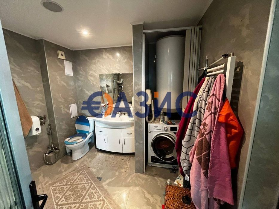 Продава се Тристаен апартамент в Несебър - 160 кв.м за 398 €/кв.м - Снимка #11
