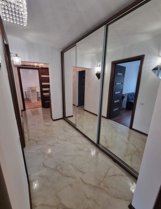 Regim hotelier 3 camere . Central!