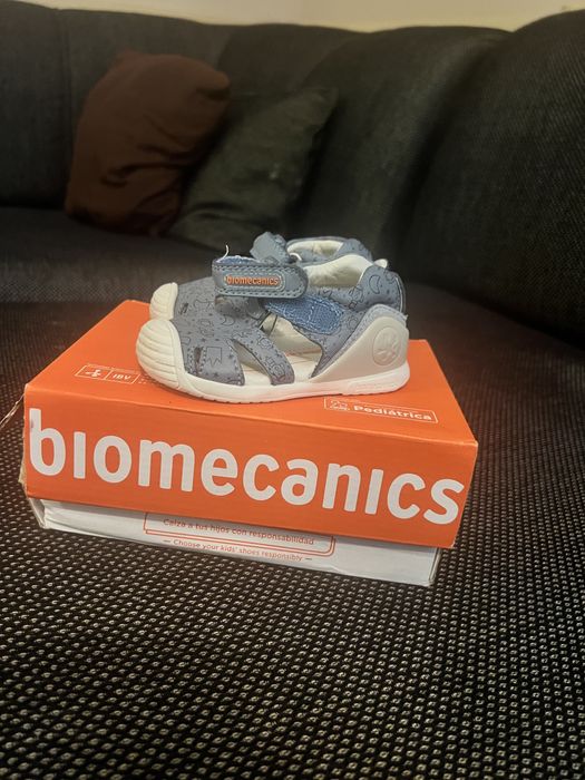 Бебешки сандали Biomecanics
