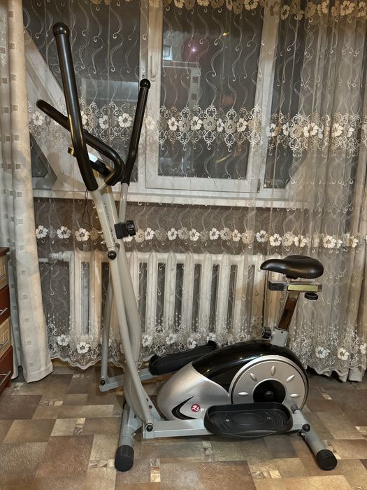 Продам Эллиптический тренажер