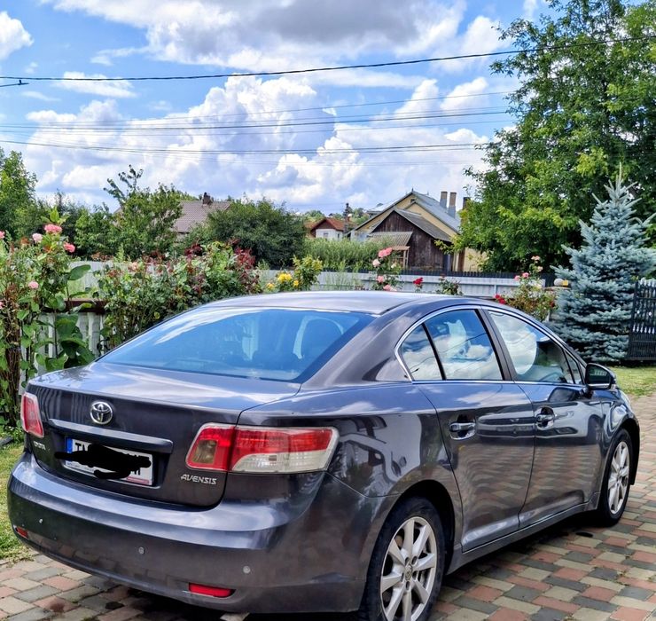 Vand Toyota avensis 2 .2