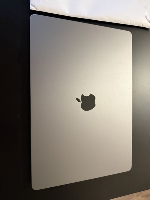 Macbook Air 15'' M2 8GB RAM 512GB SSD