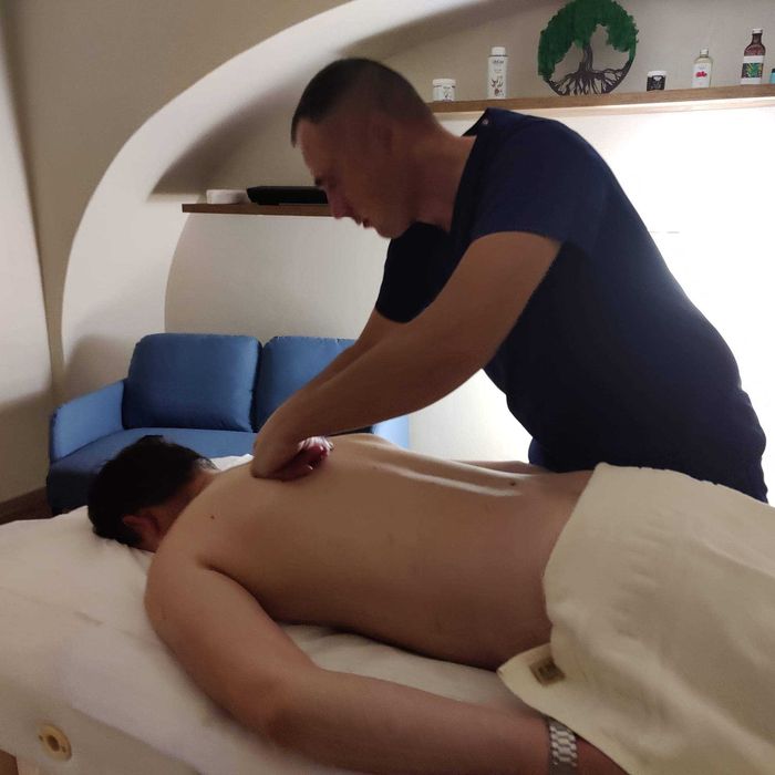 Masaj relaxare, terapeutic, anticelulitic, drenaj limfatic